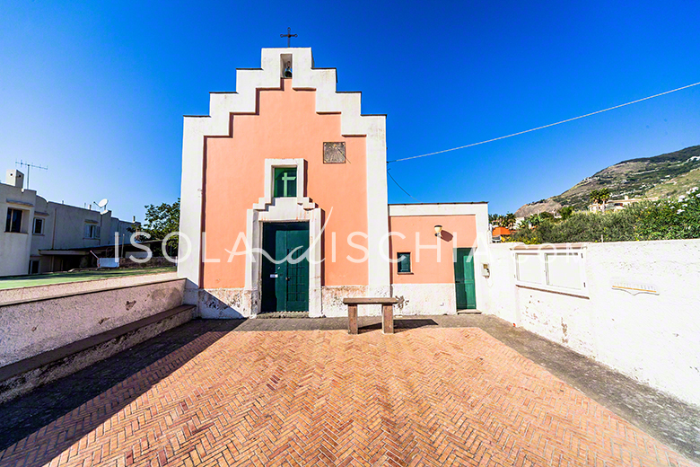 Faccia della Chiesa di San Domenico a Forio d'Ischia