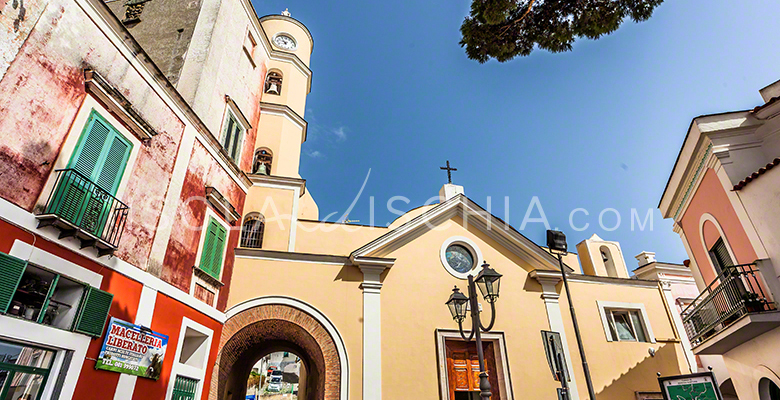 chiesa-santa-maria-del-carmine-serrara