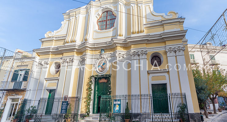 La Facciata della Cattedrale di Ischia